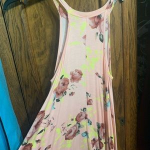 floral flowy tank top